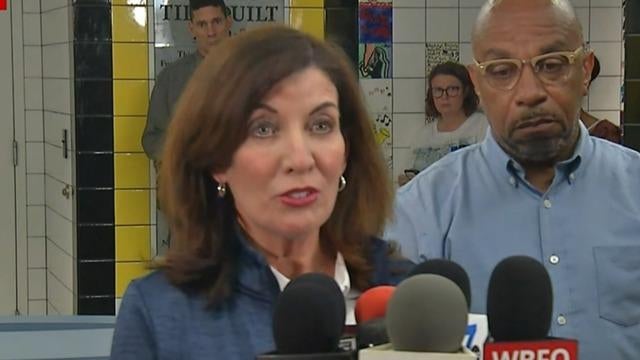 cbsn-fusion-buffalo-supermarket-shooting-new-york-governor-kathy-hochul-white-supremacist-terrorism-thumbnail-1010966-640x360.jpg 