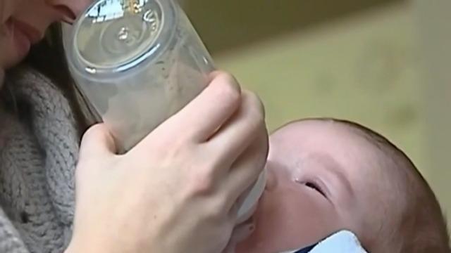 cbsn-fusion-baby-formula-shortage-impacts-people-with-metabolic-issues-thumbnail-1019987-640x360.jpg 