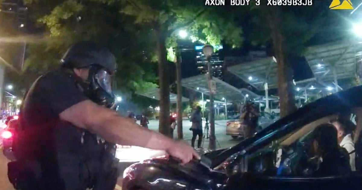 Charges dropped for Georgia officers accused of assaulting college students after 2020 protest - Vimarsana News