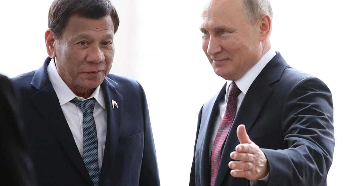Philippine President Rodrigo Duterte on Russian leader Vladimir Putin: "I kill criminals, I don't kill children and the elderly"