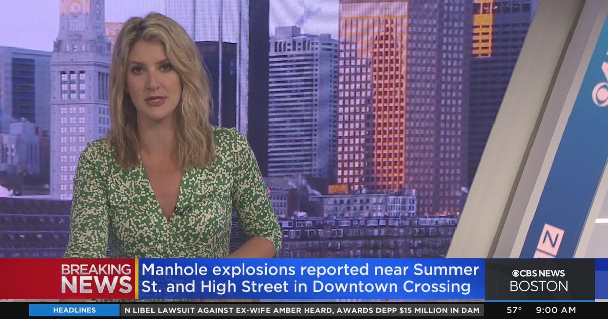 Manhole explosions reported in downtown Boston