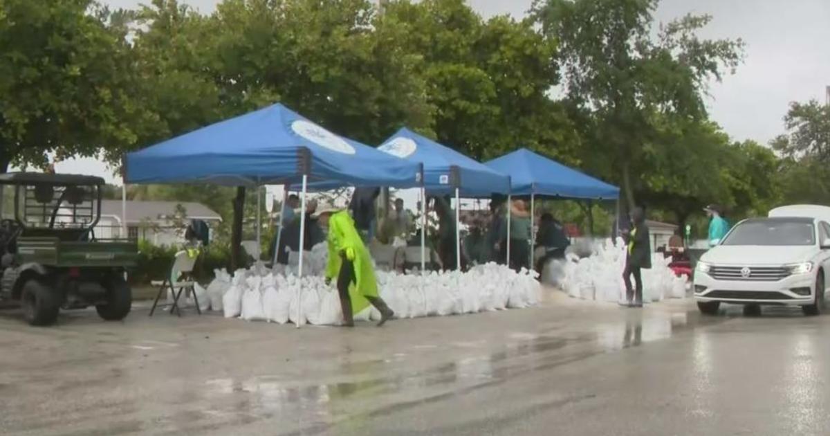 Distribution centers hand out sandbags ahead of tropical system in Miami